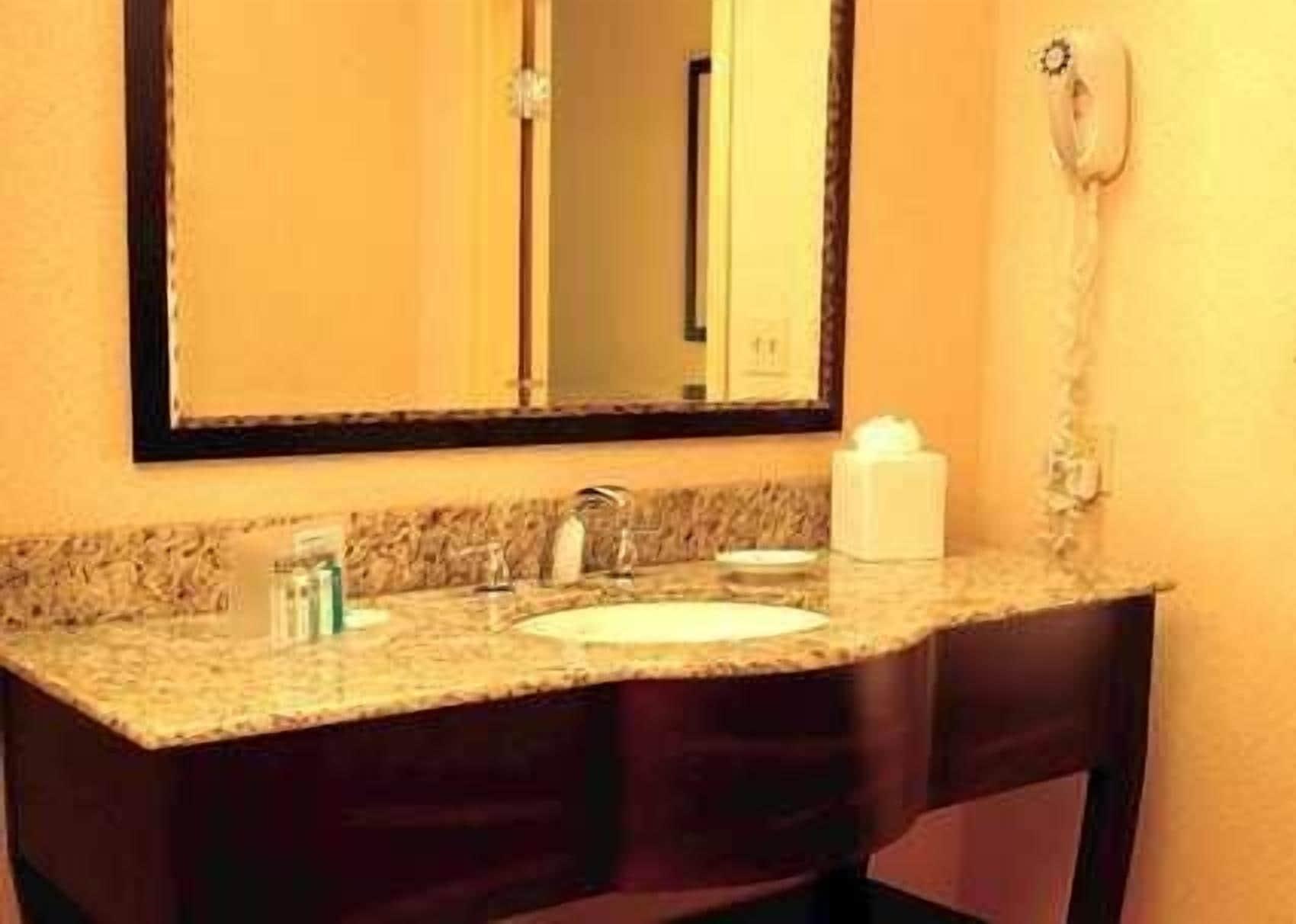 Comfort Inn Cadillac Εξωτερικό φωτογραφία