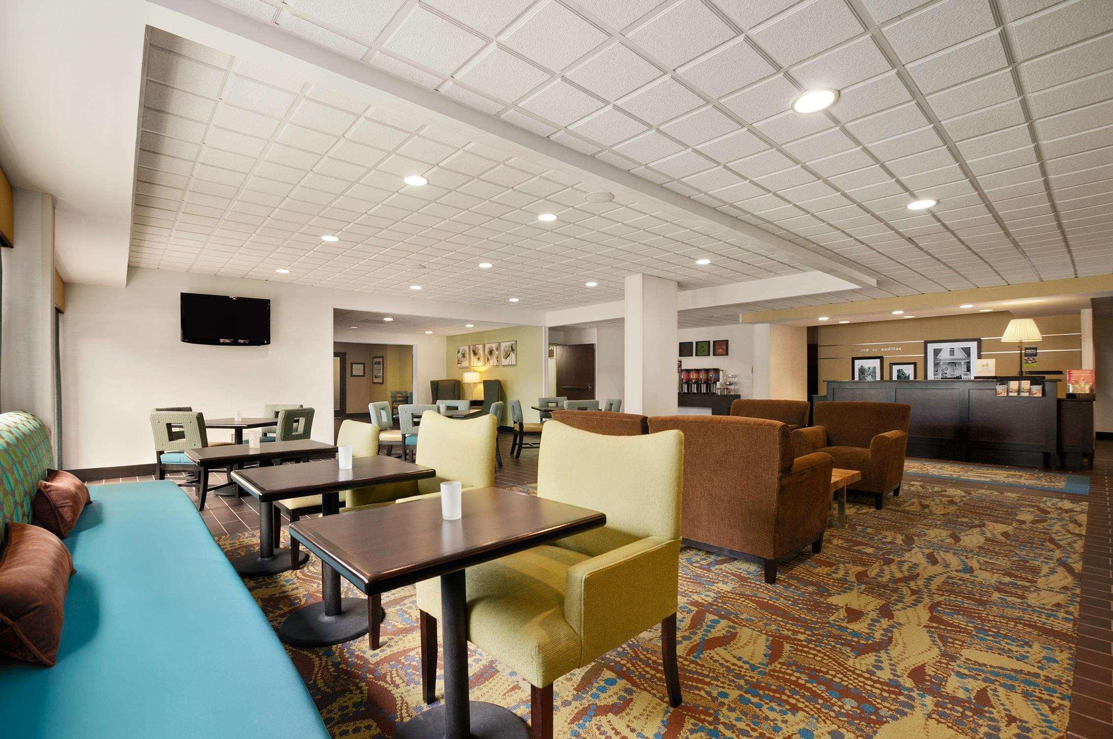 Comfort Inn Cadillac Εξωτερικό φωτογραφία