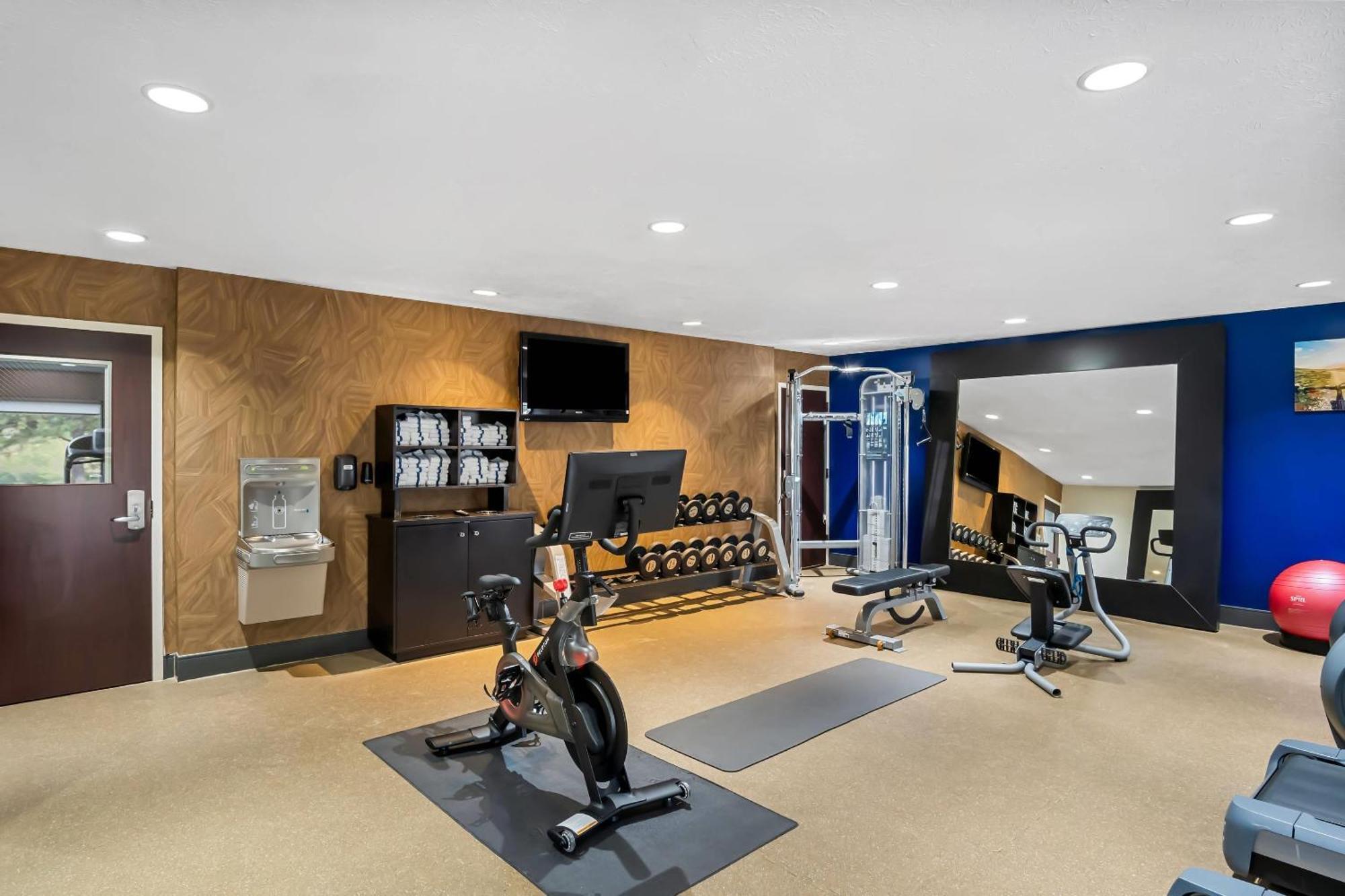 Comfort Inn Cadillac Εξωτερικό φωτογραφία