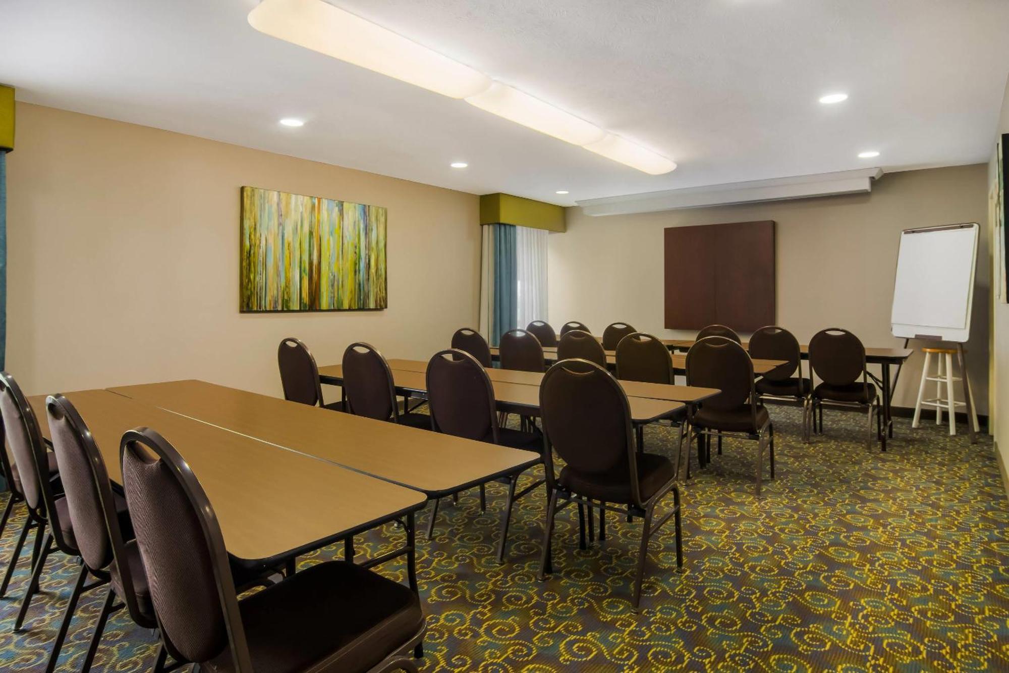 Comfort Inn Cadillac Εξωτερικό φωτογραφία