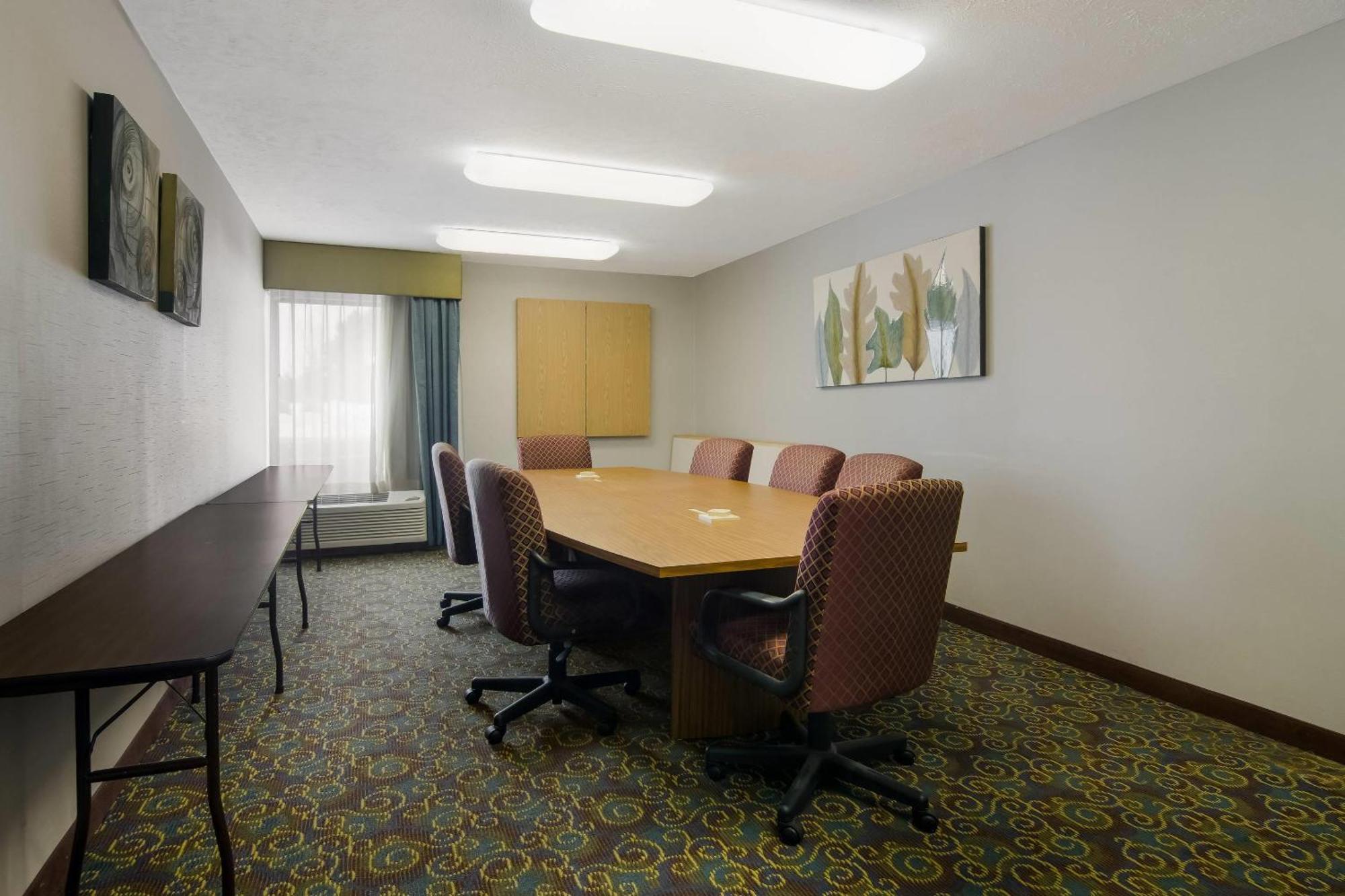 Comfort Inn Cadillac Εξωτερικό φωτογραφία